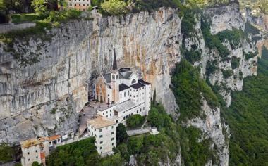 录像 F1新加坡大奖赛第一次练习赛 对战vs回放 2023年09月15日 21:27:25比赛视频完整直播回看